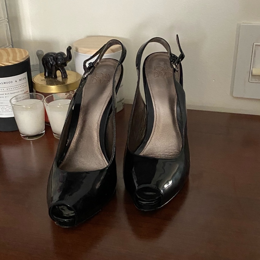 Joan & David Black Pumps
